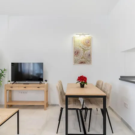 Apartamentos Fibes Garden Sevilla Buitenkant foto